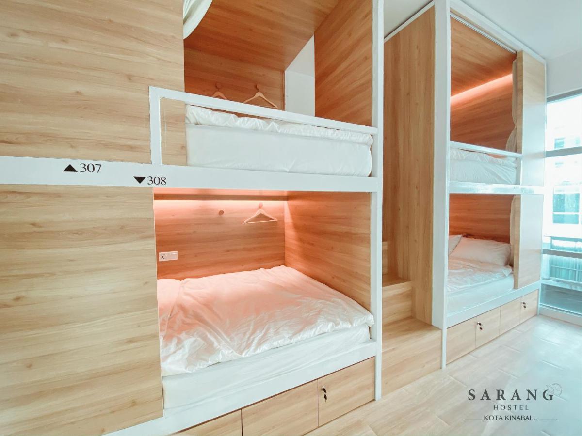Sarang Hostel At City Centre Кота-Кинабалу Экстерьер фото